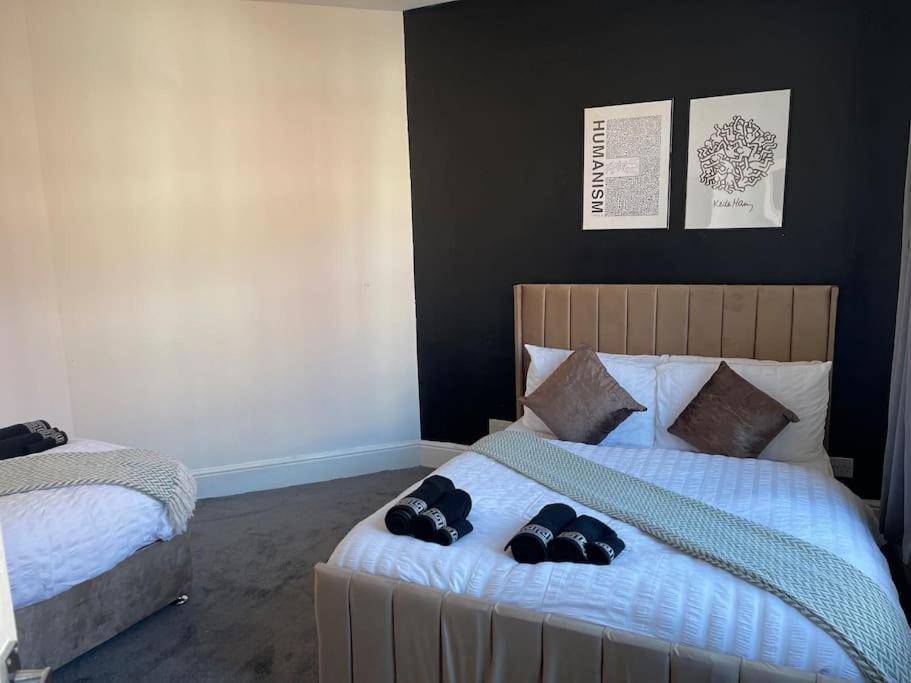 30 Percent Off Weekly Stays - 6 Bedroom House - 11 Beds แบล็คพูล ภายนอก รูปภาพ